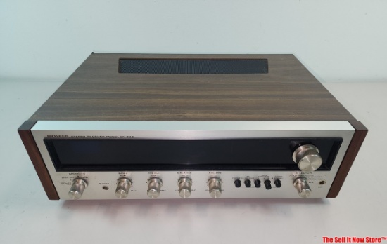 Vintage Pioneer Silver Face SX-525 Stereo Receiver