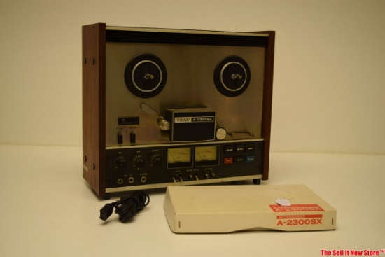 Vintage TEAC A-2300 SX Reel to Reel with Accessories Box  WORKS!