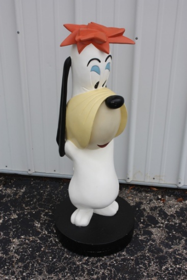 Law.J shop - collection, antiquité, etc.: statue de Droopy (Tex Avery