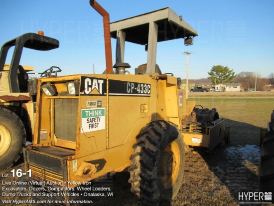 1999 Caterpillar CP-433-C Compactor