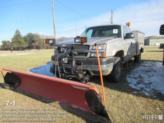 2004 Chevrolet Silverado 2500 HD Service Truc