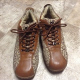 B Sport Mens Shoes - Size 10