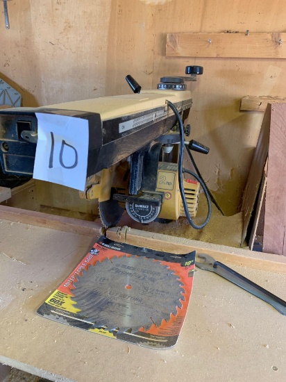 DeWalt table saw