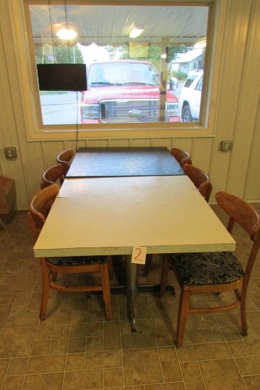 Lg Table & Chairs