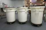 Commercial 32 gallon cans