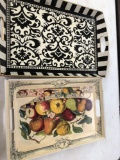 2 serving trays