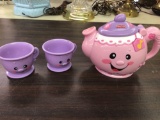 Fisher Price tea pot and 2 tea cups