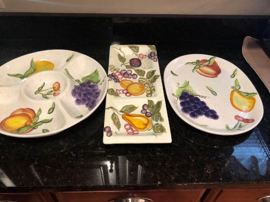 Fruit serving pieces