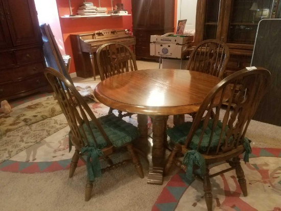 Kitchen table with 4 chairs