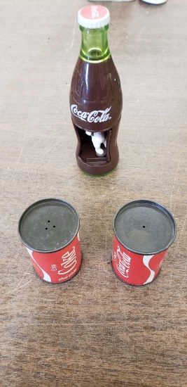Coca-cola lot salt/pepper shaker