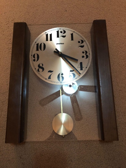Peerless pendulum Wall clock