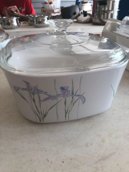 Corning Ware dish with lid