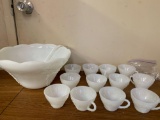 14 pc punch bowl with cups