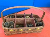 8 sectioned wicker basket