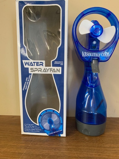 Brand new Water spray fan