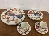 Kitchen dish set