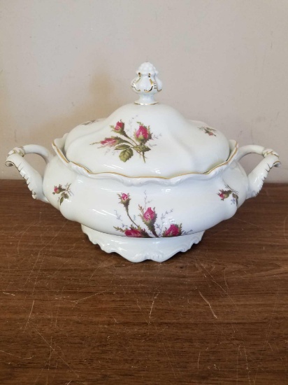 Rosenthal - Germany- Pompadour- Moss Rose Soup Tureen