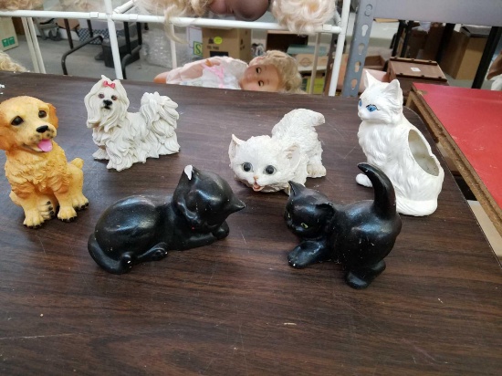 4 Cat Figurines and 2 Dog Figurines