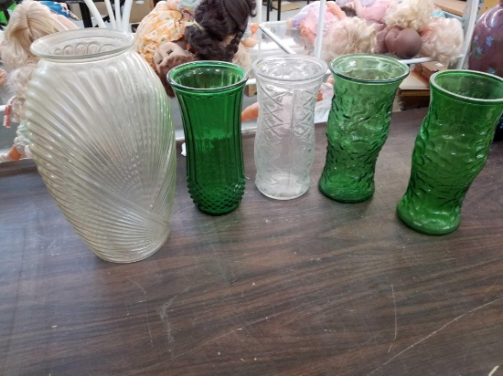 5 Vases