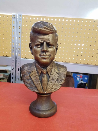 Statue of President John F. Kennedy