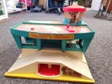 Fisher Price Play Family Airport