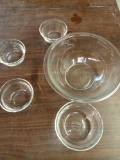 5 Pyrex Dishes