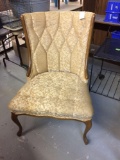 Parler Chair