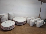 16 Plates, 8 Bowls, 8 Coffee Cups