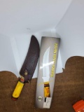 Chipaway Cutlery Hunting Knife and Sheath