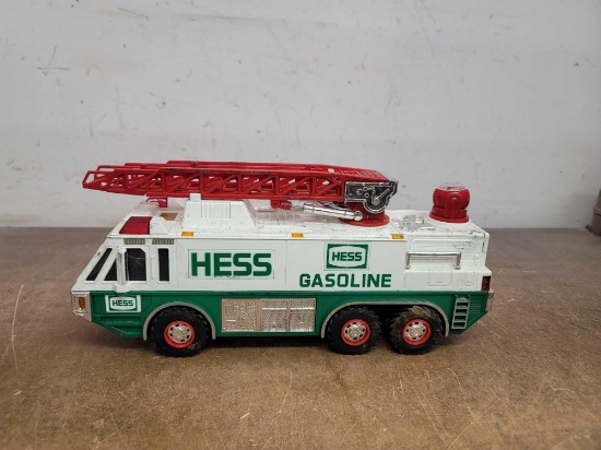 1996 Hess Emergency Ladder Fire Truck Toy