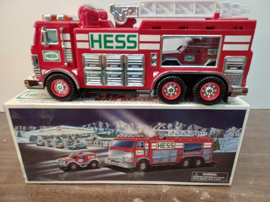 2005 Hess Emergency Truck with Rescue Vehicle