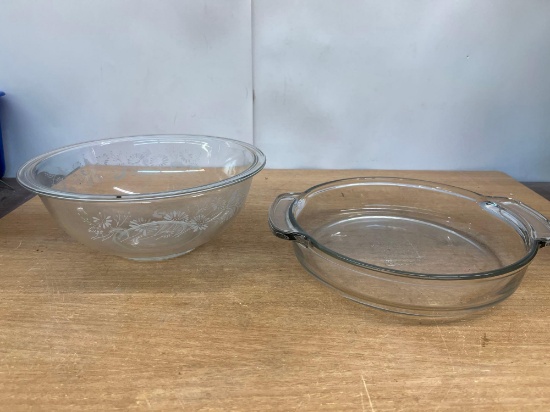 Anchor Glass Cake Baking Dish / Pyrex Glass Bowl
