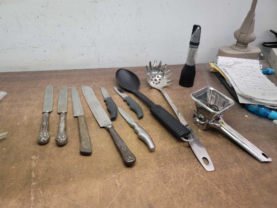 Knifes, Kitchen Utensils, Rotary Herb Cutter, Cork Ejector
