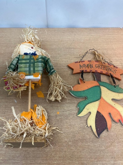 New Scarecrow with Base/ Autumn Wall Hanging