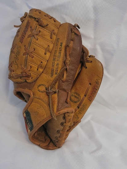 Regent Baseball Glove