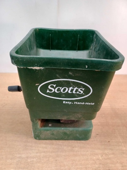 Scotts Easy Hand-Held Spreader