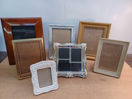 7 Picture Frames