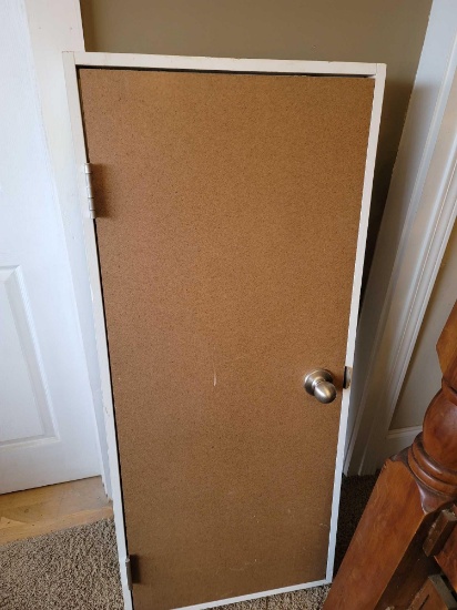 Snope Door