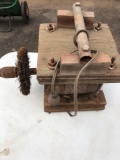 Electric Motor With Brush