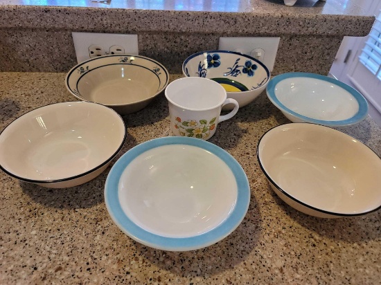 6 Small Bowls and 1 Teacup