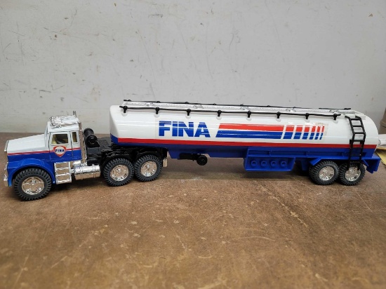 1994 Fina Collectible Transporter
