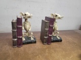 2 Bookends