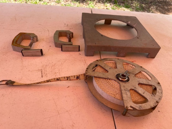 Tape Measure/ 2 C Clamps / Bottom to Column