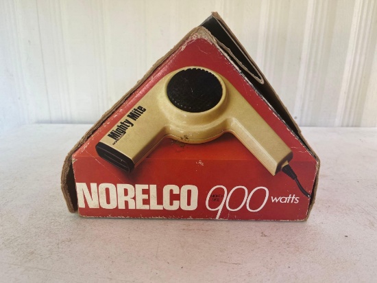 Norelco Mighty 900 Watts Blow Dryer