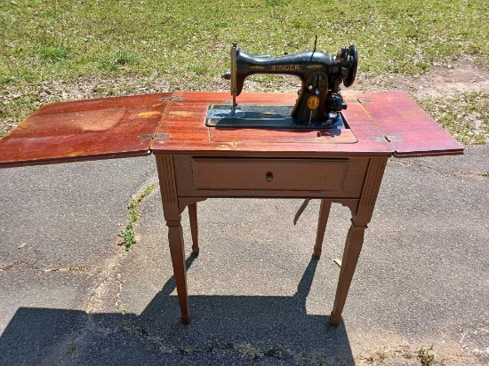 Vintage Singer Sewing Machine