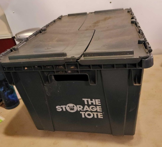 The Storage Tote with Lid