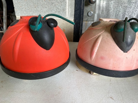 2 Heywood Bettle Bug Pool Vacuum