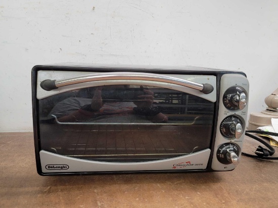 DeLonghi Convection Oven
