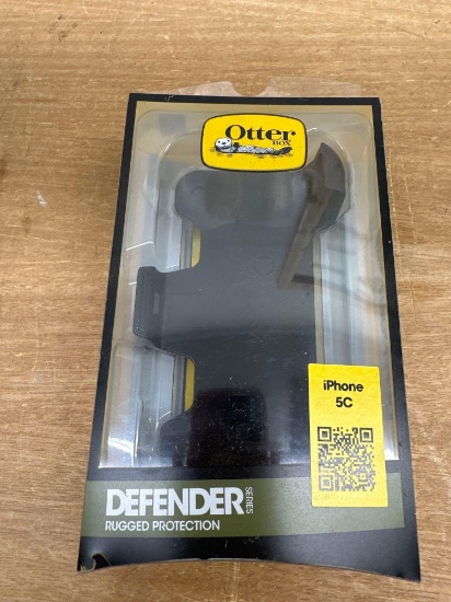 New Otter Box Defender Rugged Protection for IPhone 5C
