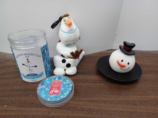 Scentsy Olaf Buddy Clip with Container and Snowman Candle with Holder